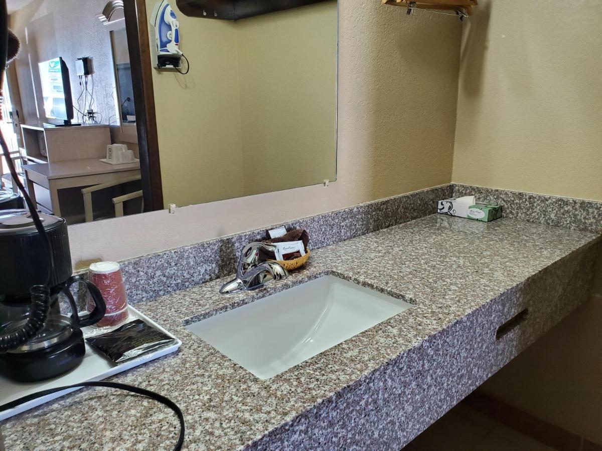 Lodge Usa Motel Guymon